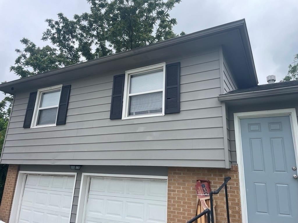 8631 E 52nd Street, Kansas City, MO