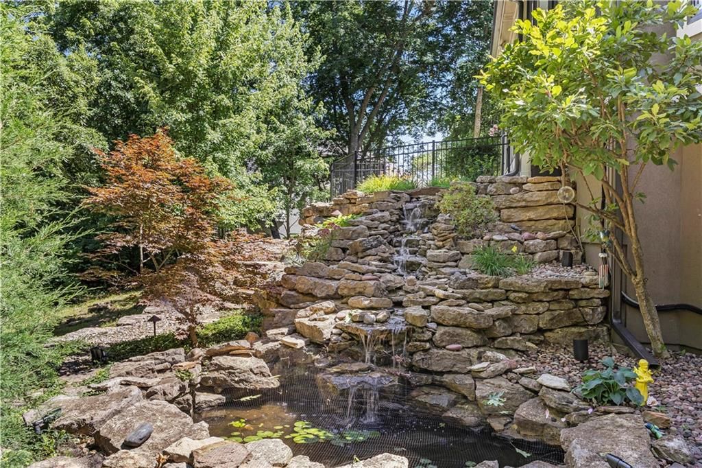 180 E Loch Lloyd Parkway — photo 17
