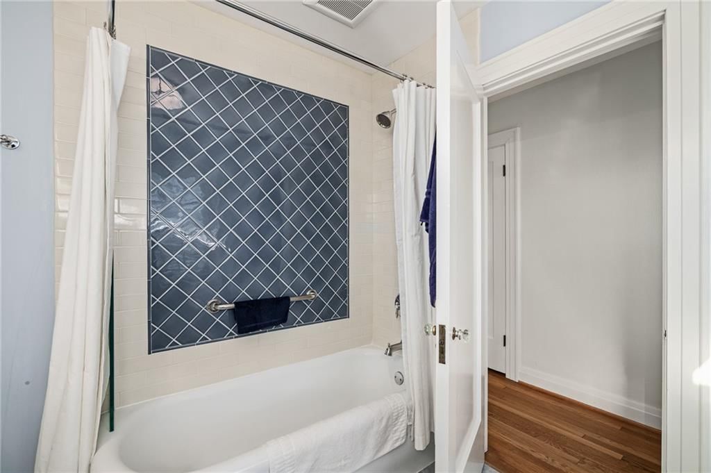 5405 Locust Street — photo 37