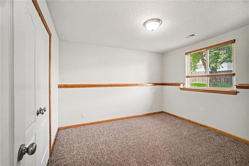 712 MADISON CREEK Court — photo 19