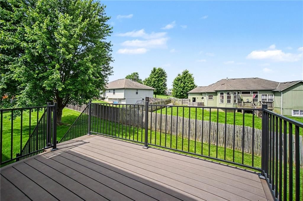 712 MADISON CREEK Court — photo 25