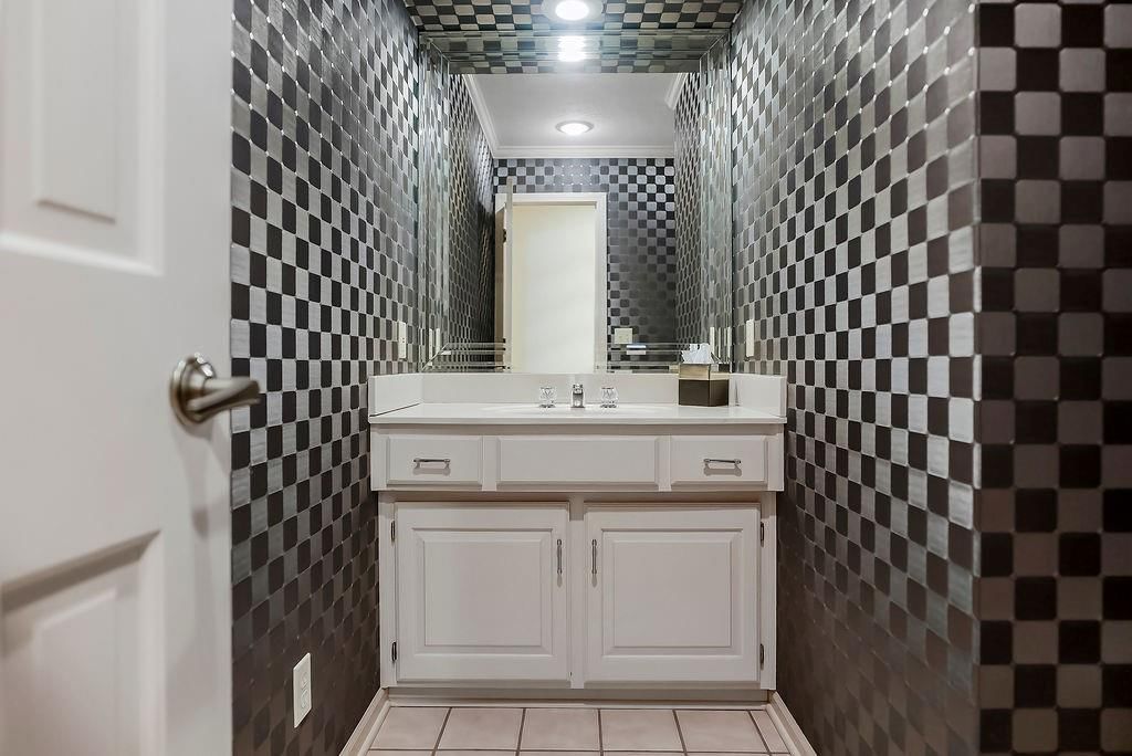 12308 Delmar Street — photo 20