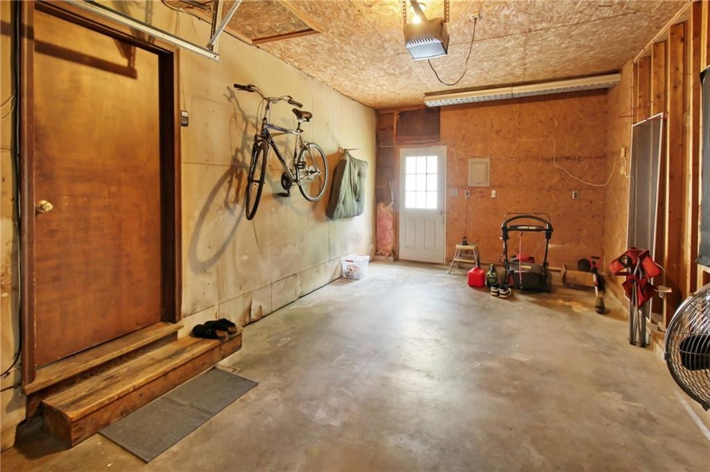 2727 Crawford Avenue — photo 15