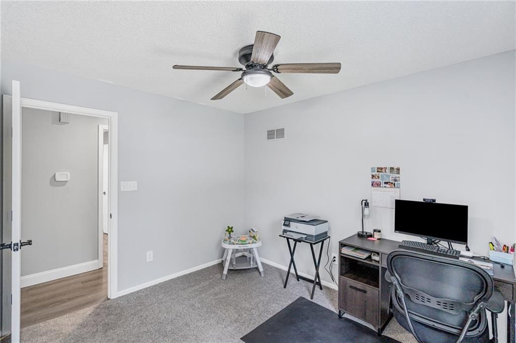 716 Redwood Lane — photo 12
