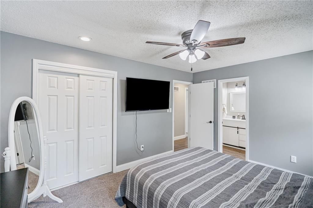 716 Redwood Lane — photo 19