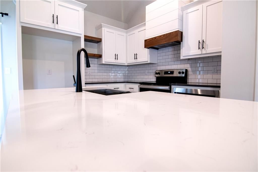 3919 Valley Forge Drive — photo 12