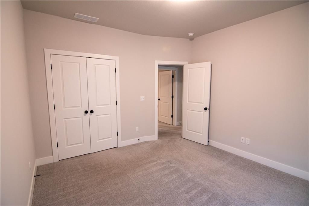 3919 Valley Forge Drive — photo 19