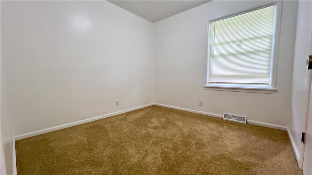 204 N Park Drive — photo 13