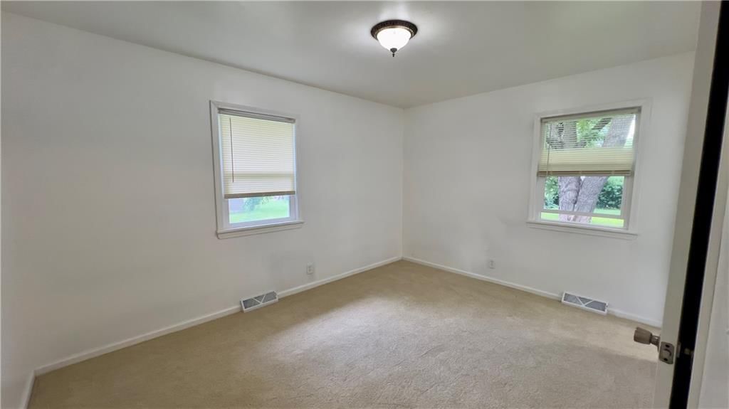 204 N Park Drive — photo 21