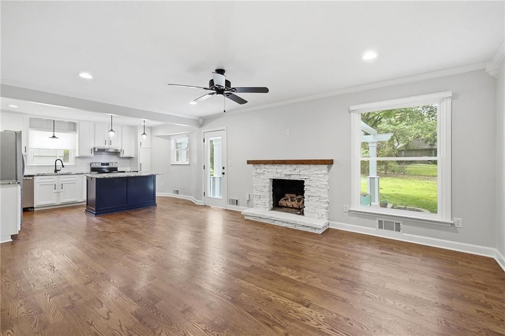 5131 W 63rd Street — photo 11