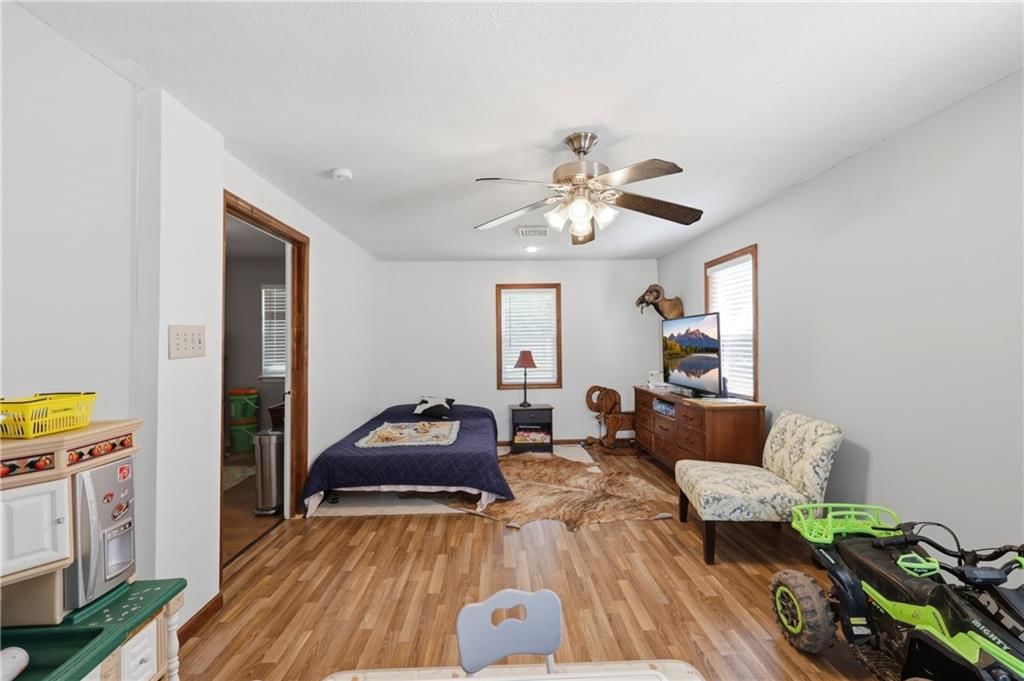 505 N Olive Street — photo 10