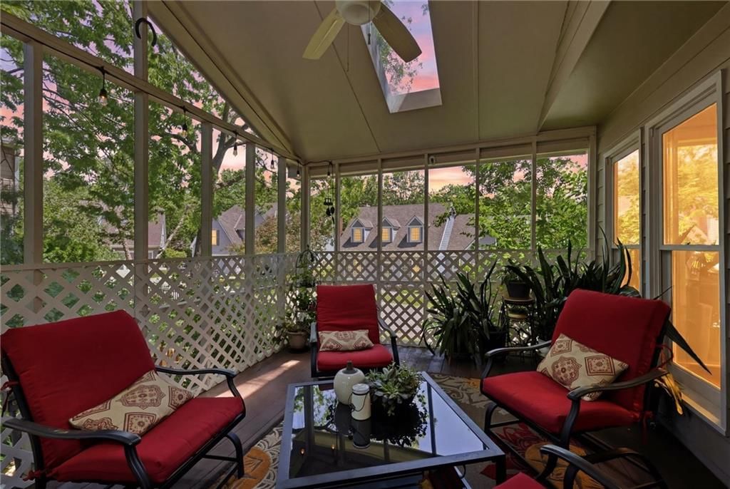 1117 Williamsburg Court — photo 36