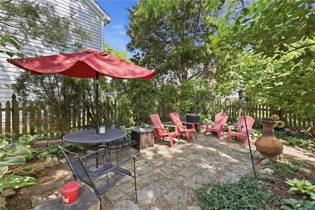 1117 Williamsburg Court — photo 41