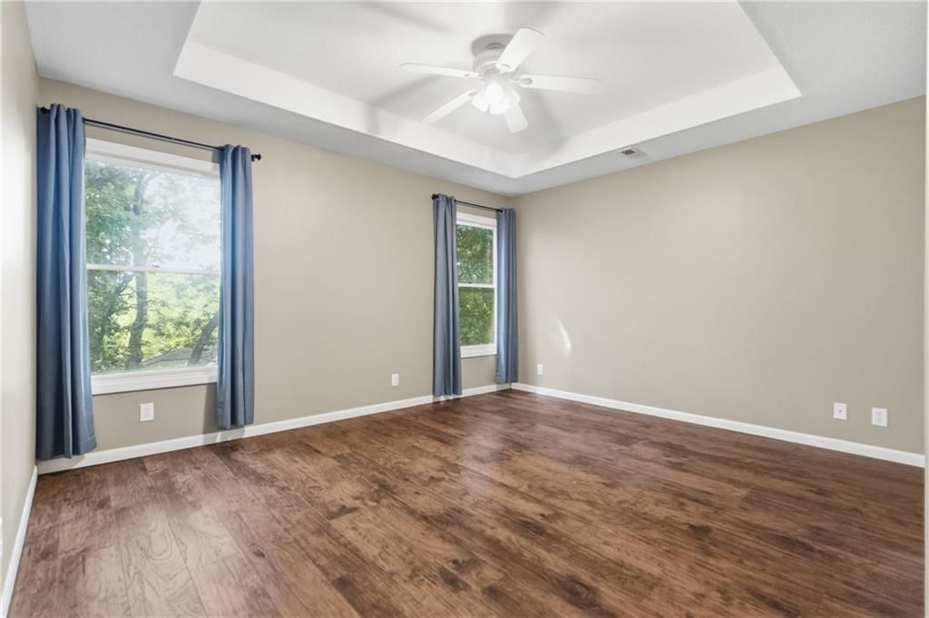 4823 N Beacon Avenue — photo 21