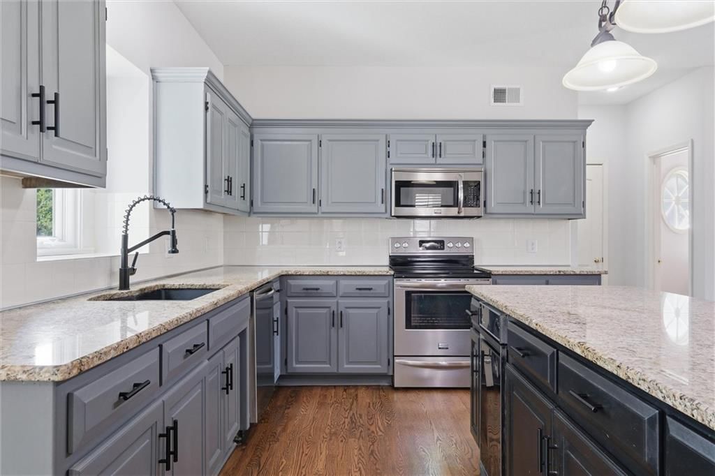 5705 W 153rd Street — photo 15