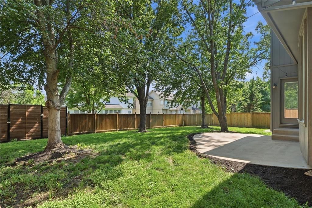 5705 W 153rd Street — photo 33
