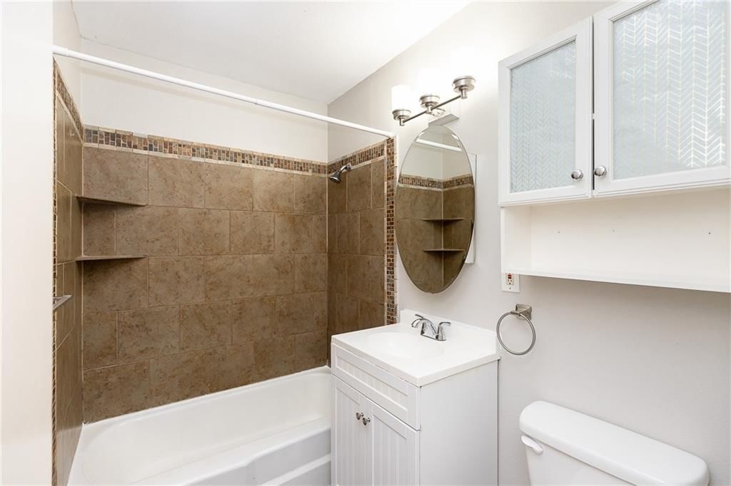 11012 E 74th Street — photo 12