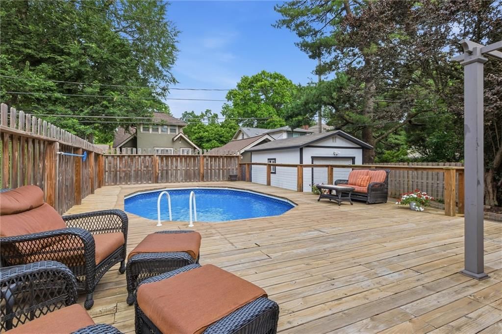 5827 Holmes Street — photo 4