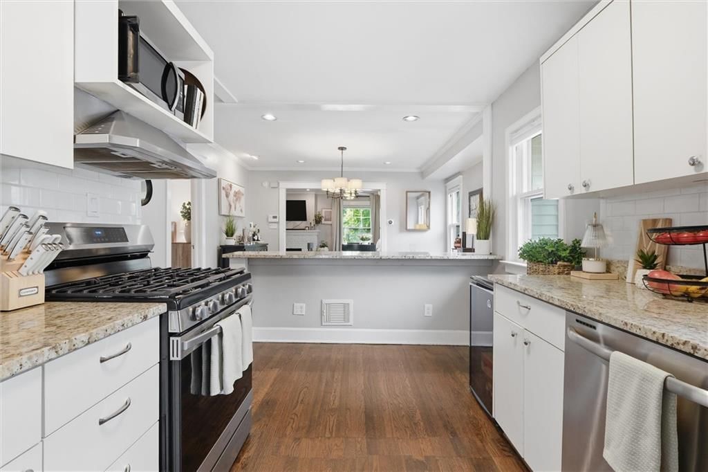 5827 Holmes Street — photo 14