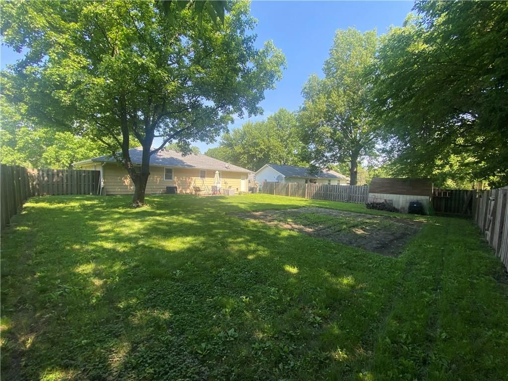 305 Renee Lane — photo 6