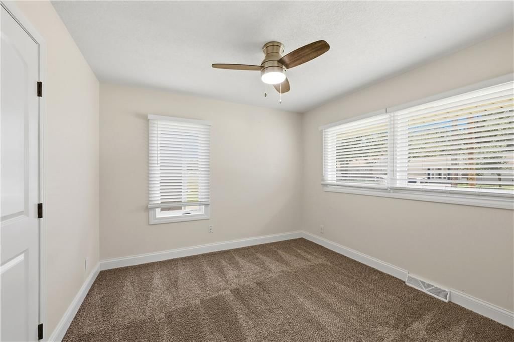 12718 W 92 Street — photo 12
