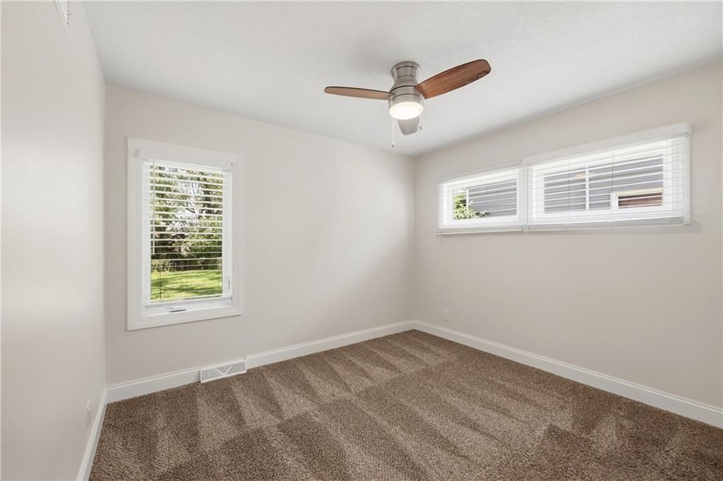 12718 W 92 Street — photo 14