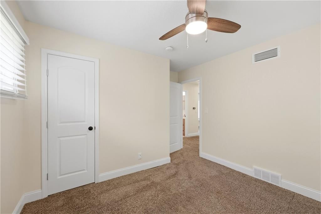 12718 W 92 Street — photo 15