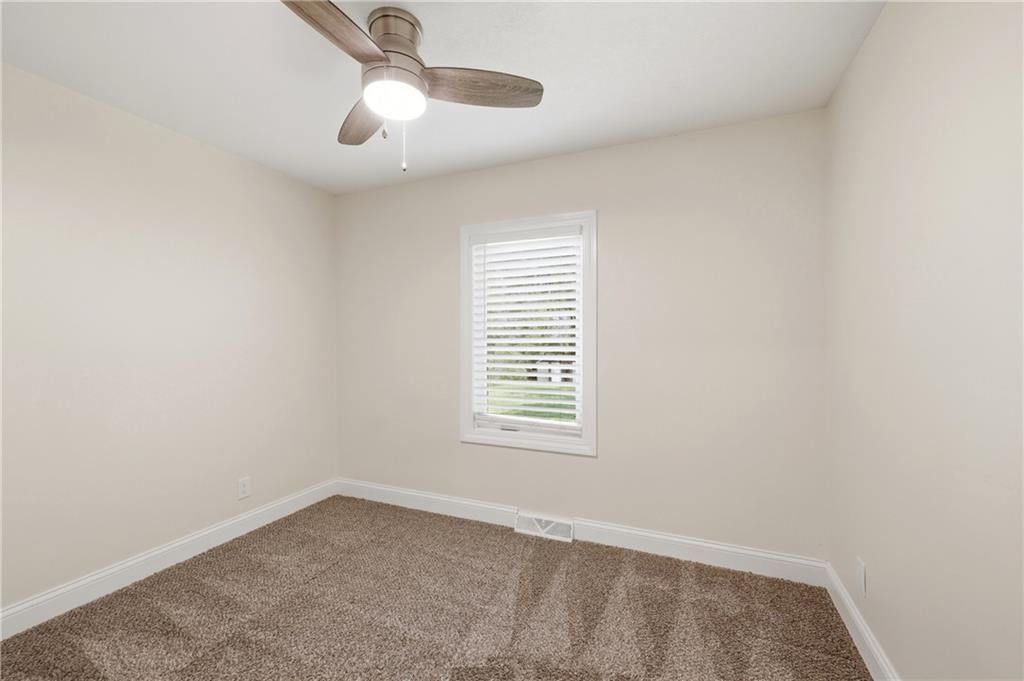 12718 W 92 Street — photo 16