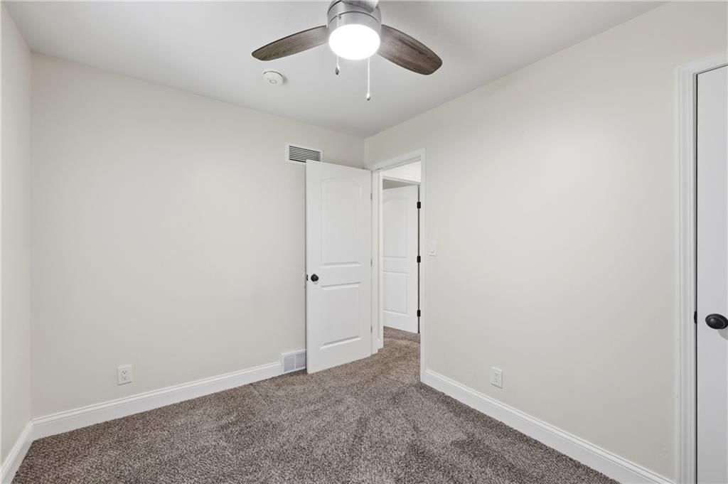 12718 W 92 Street — photo 17