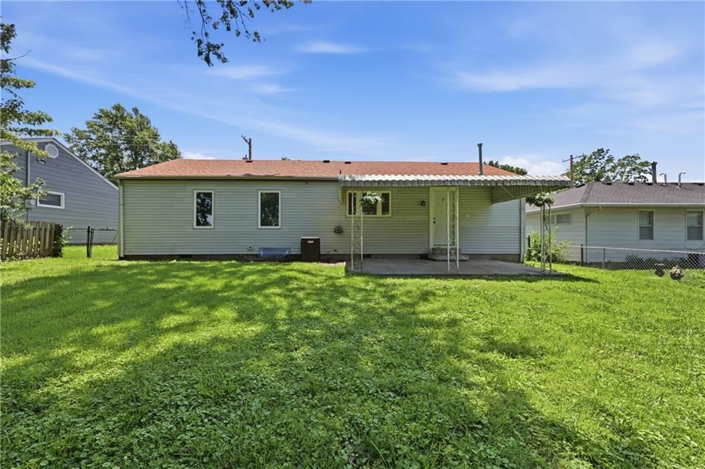 12718 W 92 Street — photo 19