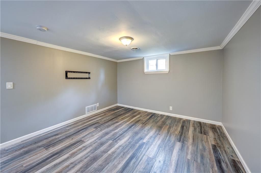 8901 Mission Road — photo 35