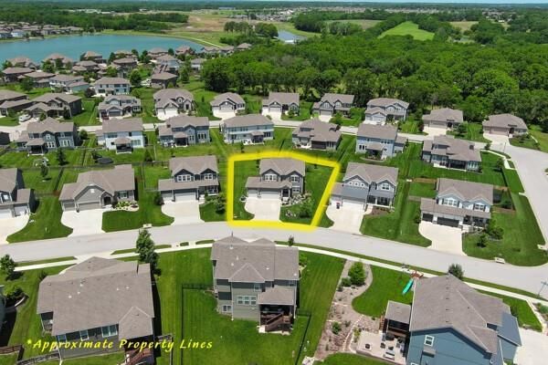 139 SE Briar Valley Lane — photo 45