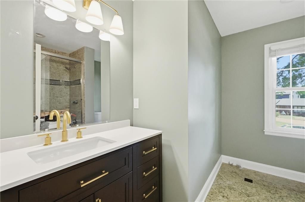 1536 Alvamar Drive — photo 30