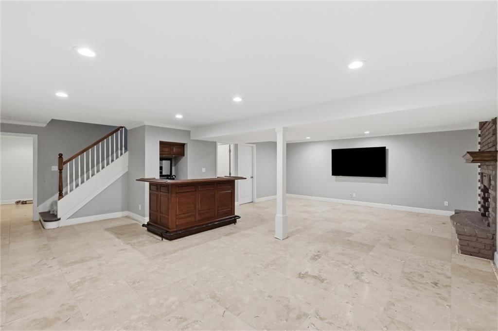 1536 Alvamar Drive — photo 32