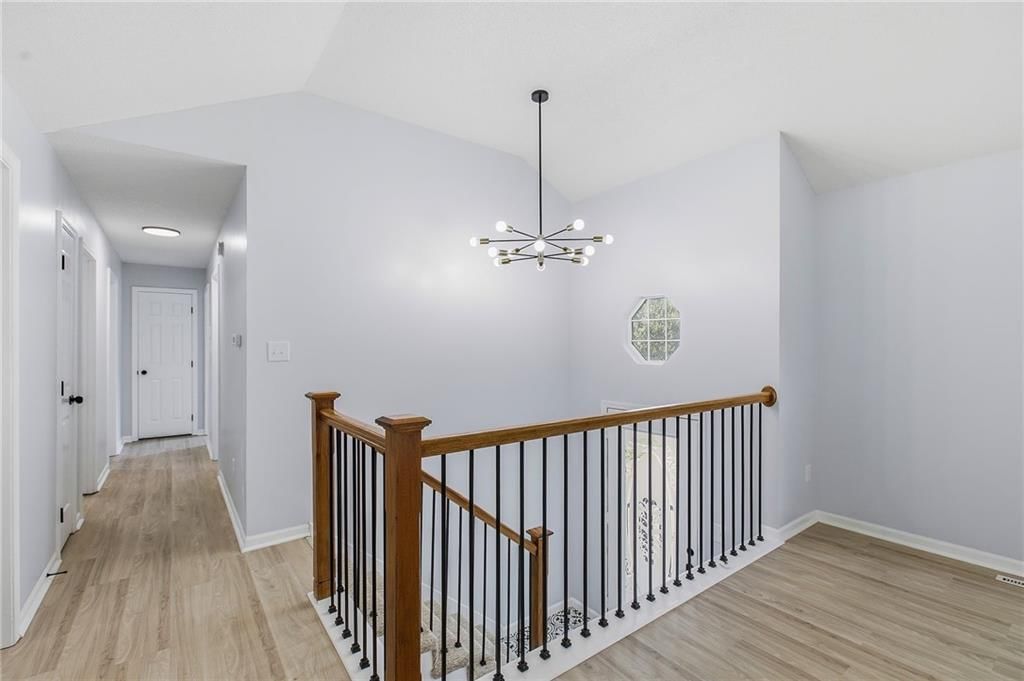 1130 SW Eastman Court — photo 4