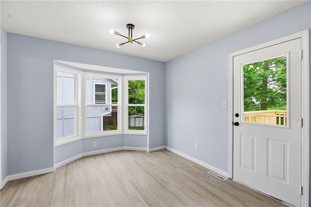 1130 SW Eastman Court — photo 10