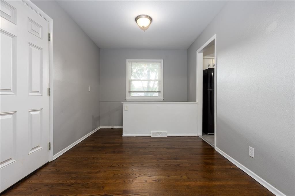 4837 EVANSTON Avenue — photo 7