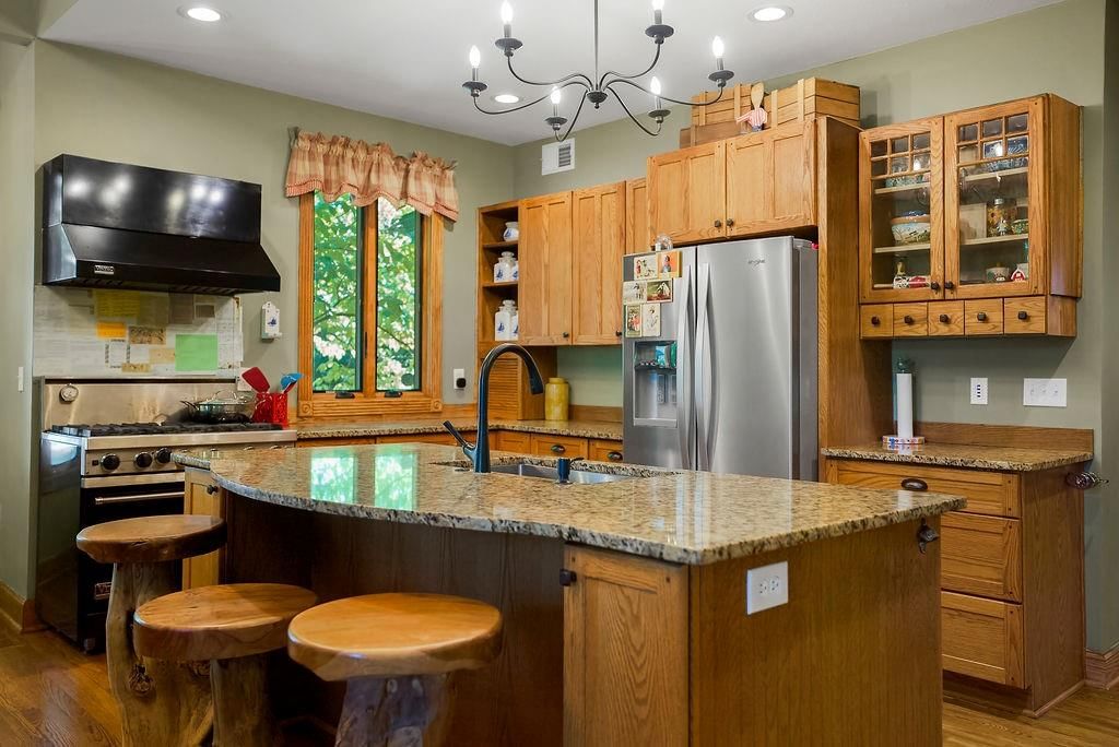 200 N Metcalf Road — photo 10