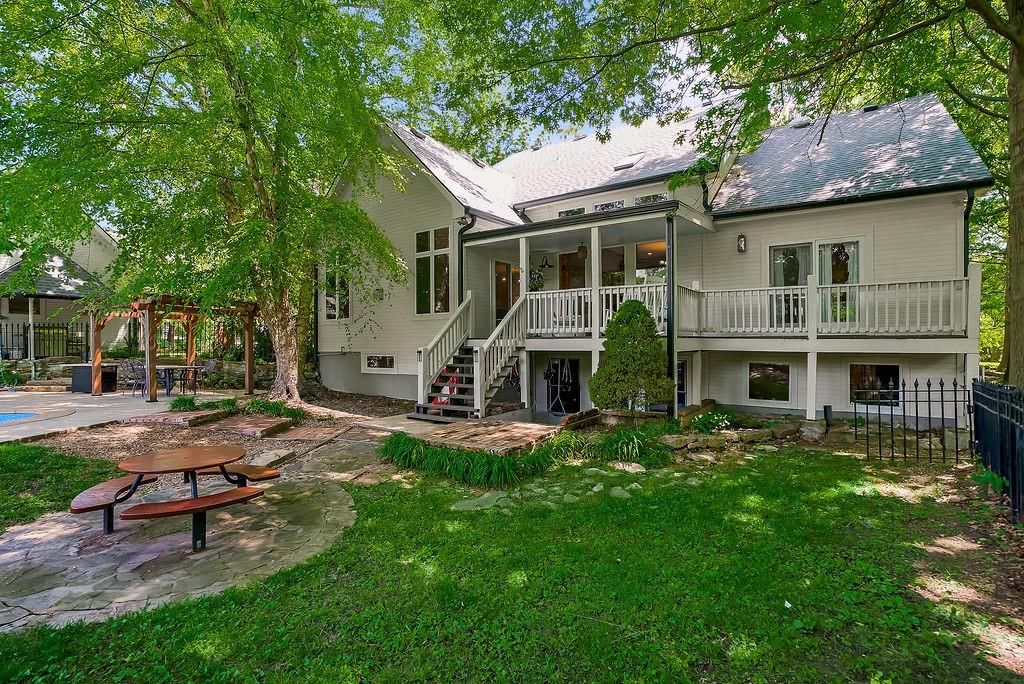 200 N Metcalf Road — photo 42