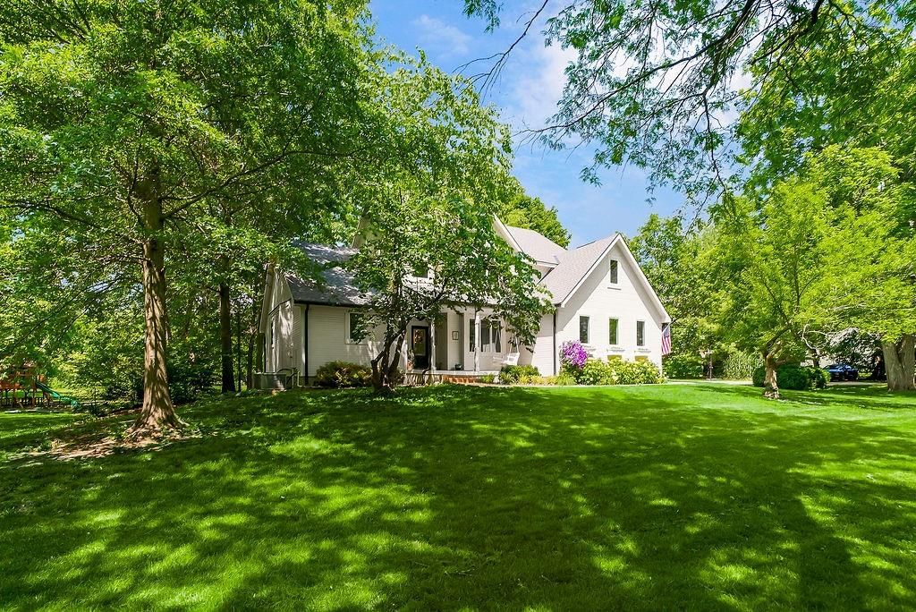 200 N Metcalf Road — photo 46