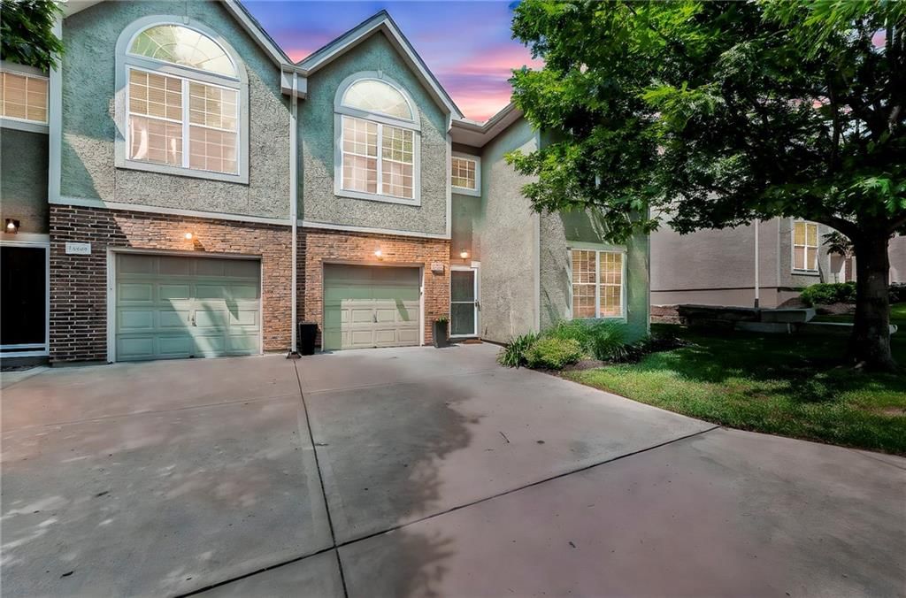 15828 W 61 Street — photo 1
