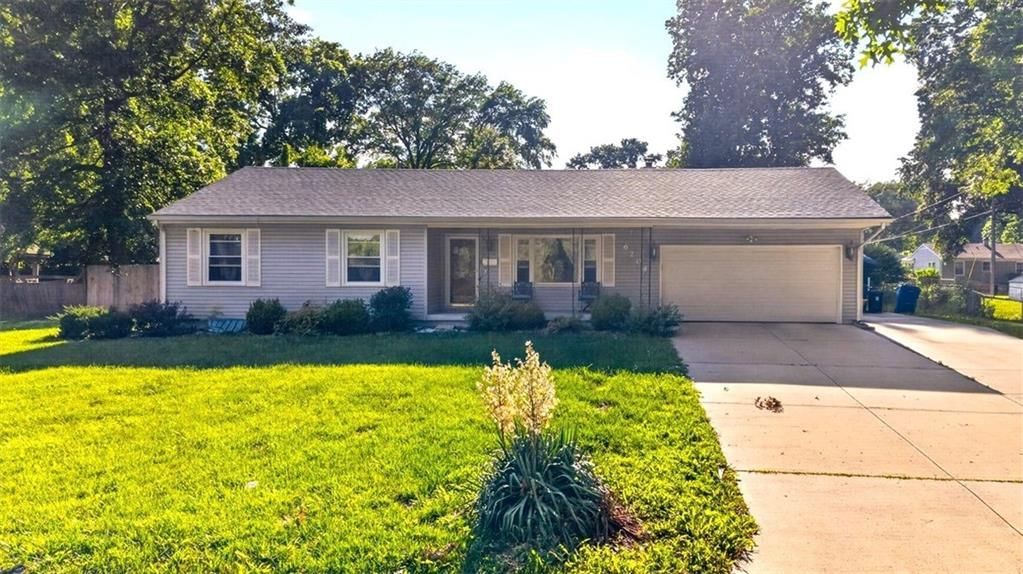 6204 Hedges Avenue, Raytown, MO
