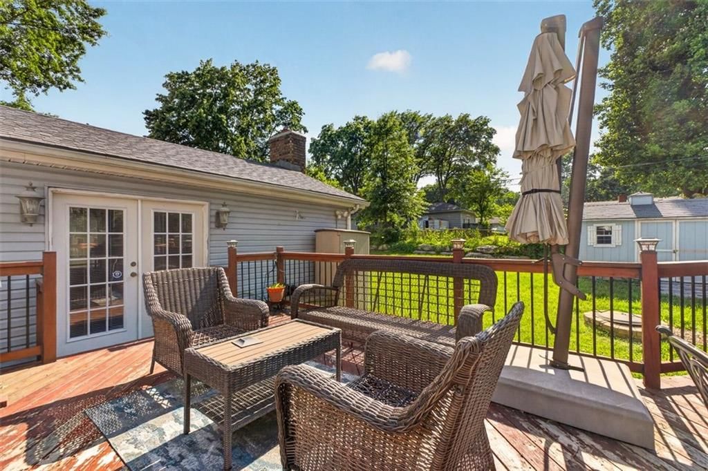 6204 Hedges Avenue — photo 7