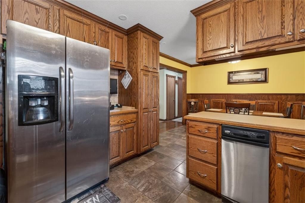 6204 Hedges Avenue — photo 14
