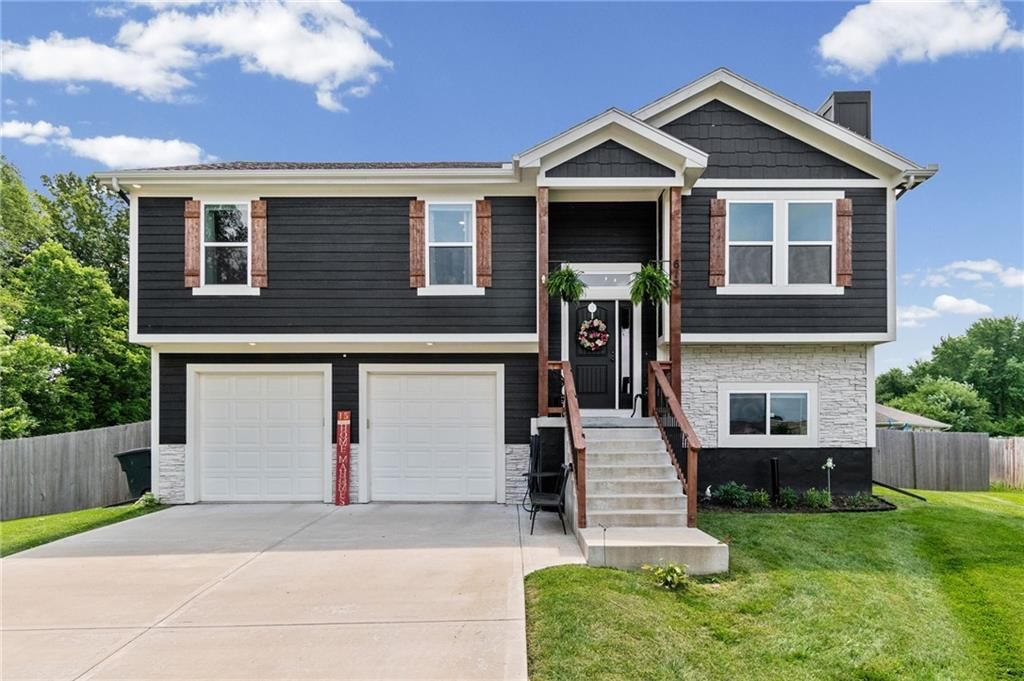 613 Dolinger Court, Trimble, MO