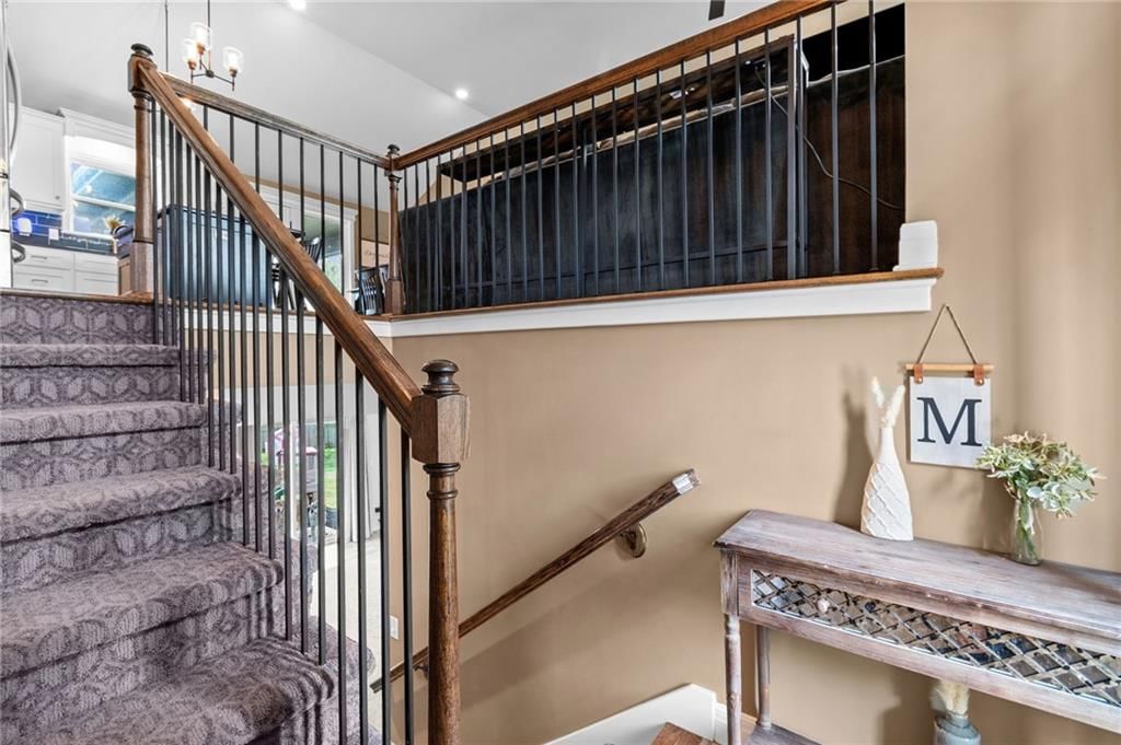 613 Dolinger Court — photo 4