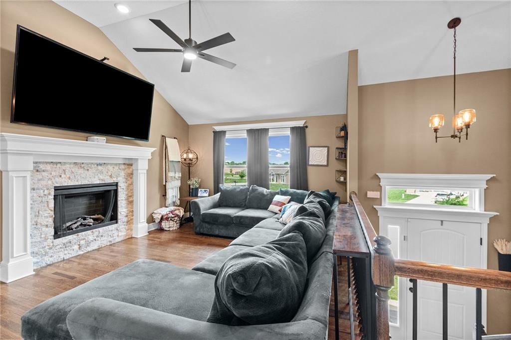613 Dolinger Court — photo 5