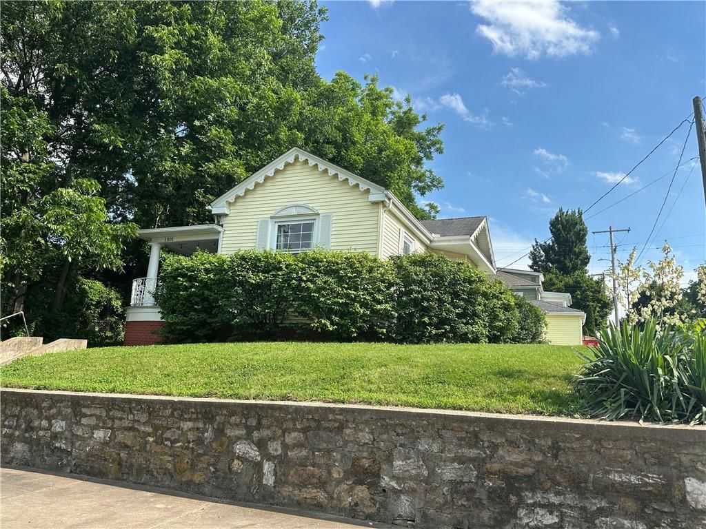 1501 Franklin Avenue — photo 4