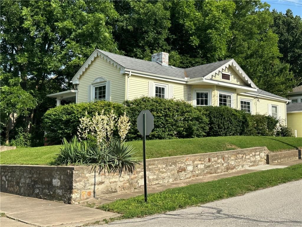 1501 Franklin Avenue — photo 5
