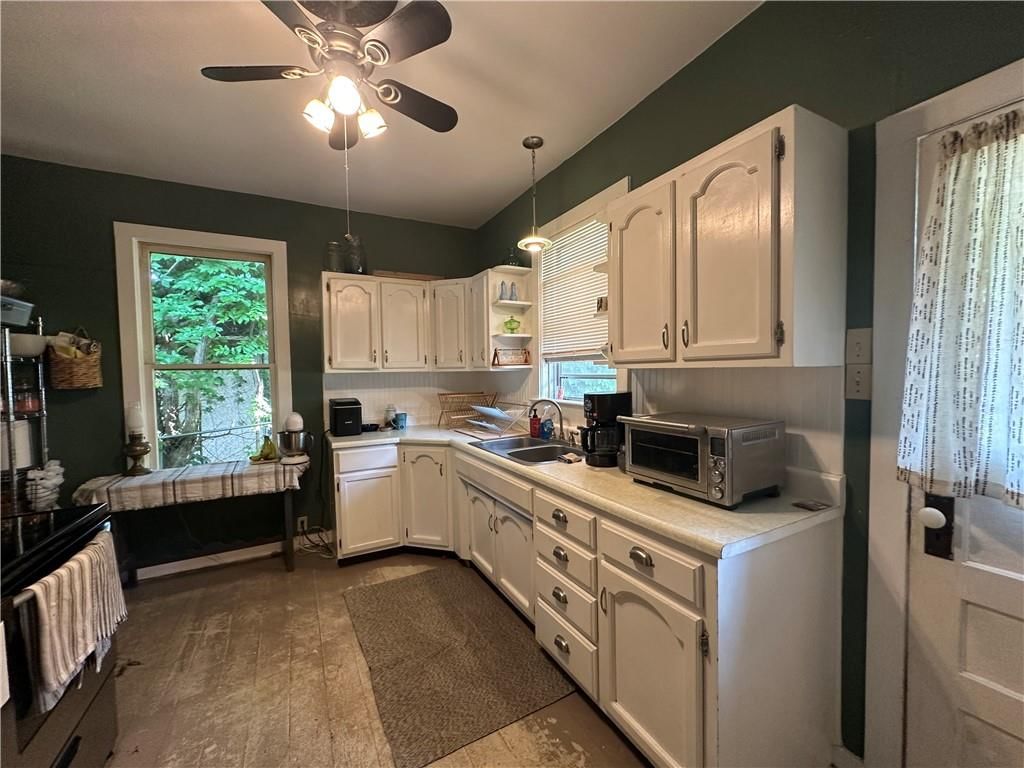 1501 Franklin Avenue — photo 17